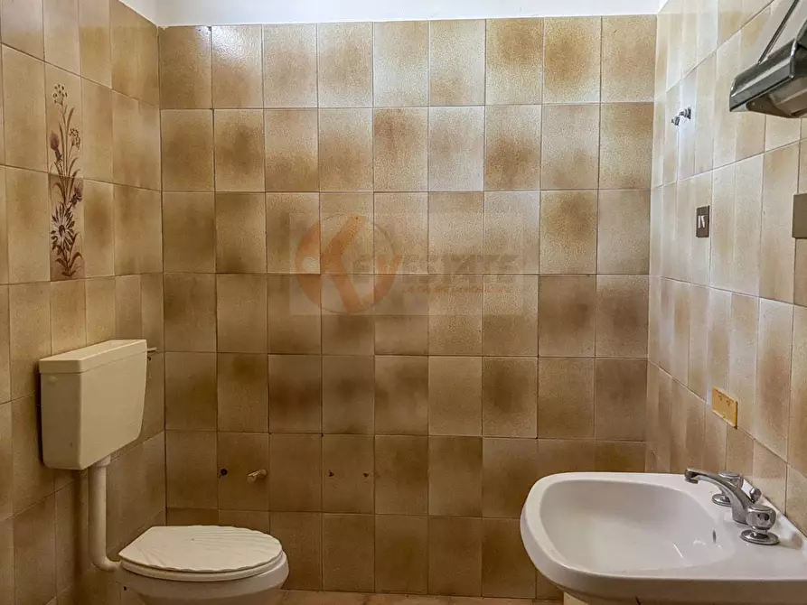 Immagine 17 di Locale commerciale in vendita  in SP 28 km 15 snc a Anela