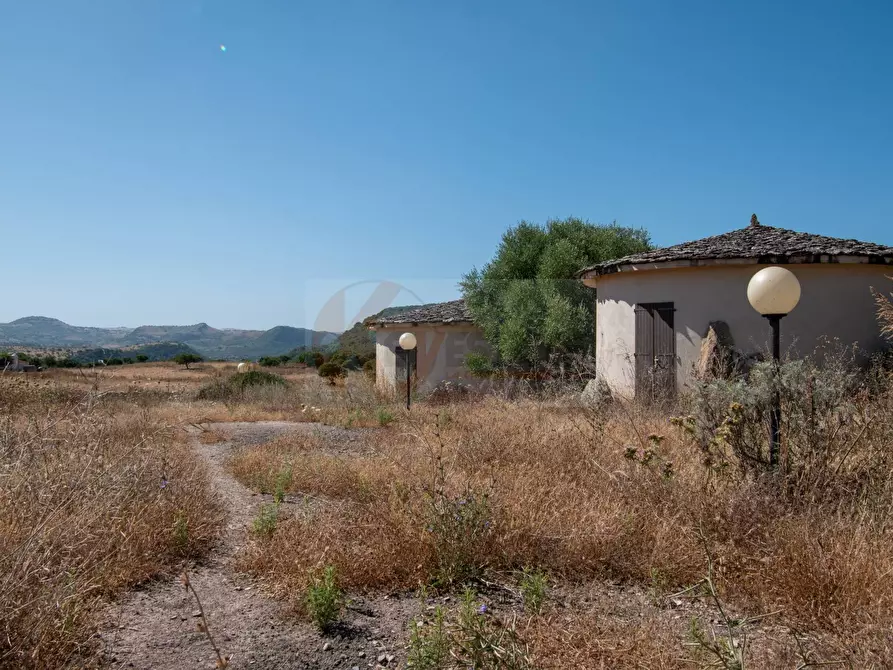 Immagine 29 di Locale commerciale in vendita  in SP 28 km 15 snc a Anela