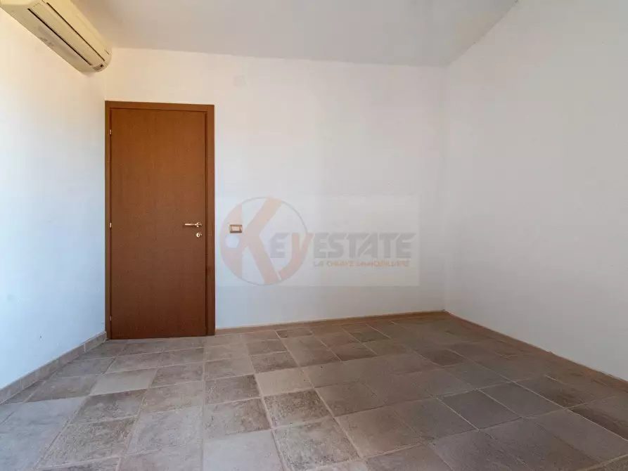 Immagine 35 di Locale commerciale in vendita  in SP 28 km 15 snc a Anela