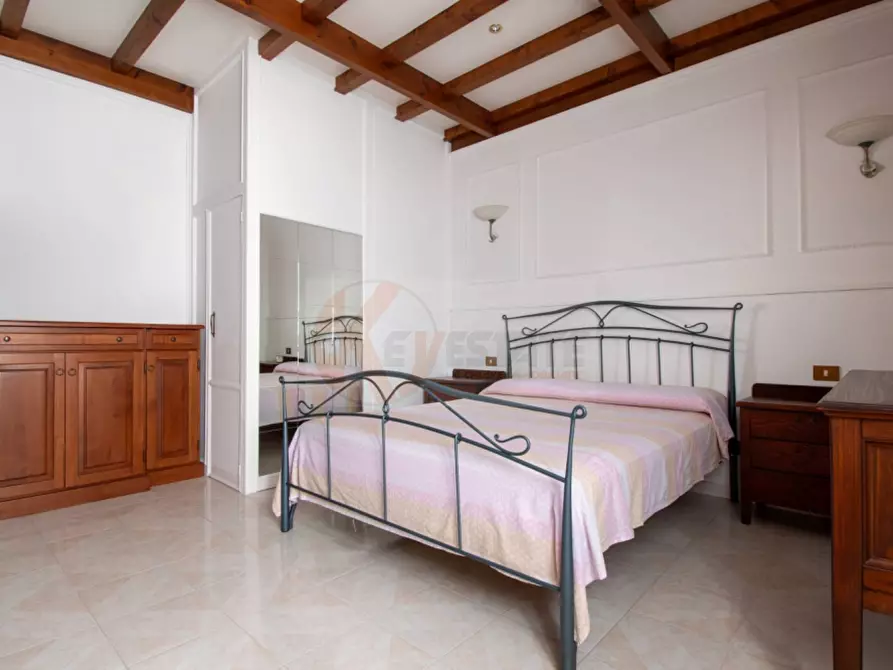 Immagine 12 di Appartamento in vendita  in via Manzoni 10 a Sassari