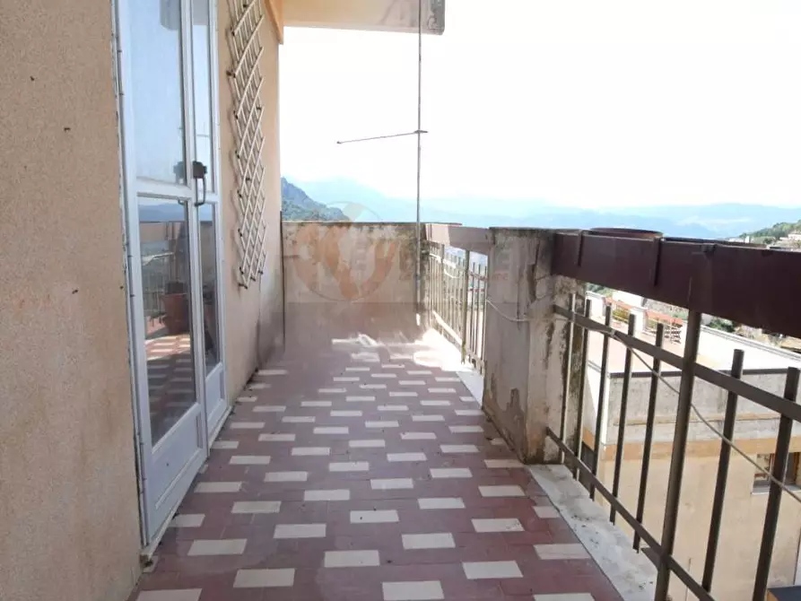 Immagine 3 di Appartamento in vendita  in VIA CIUSA 11 a Nuoro