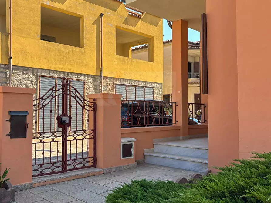 Immagine 7 di Villa in vendita  in Via Olbia 4 a Luras