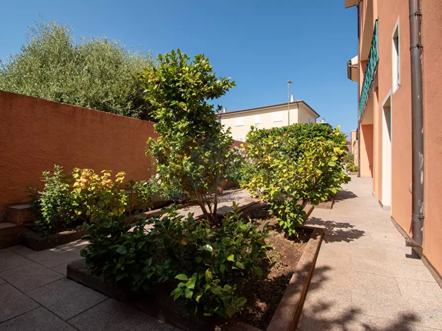 Immagine 44 di Villa in vendita  in Via Olbia 4 a Luras