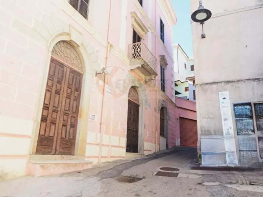 Immagine 31 di Ufficio in affitto  in VIA CAVOUR 9 a Nuoro