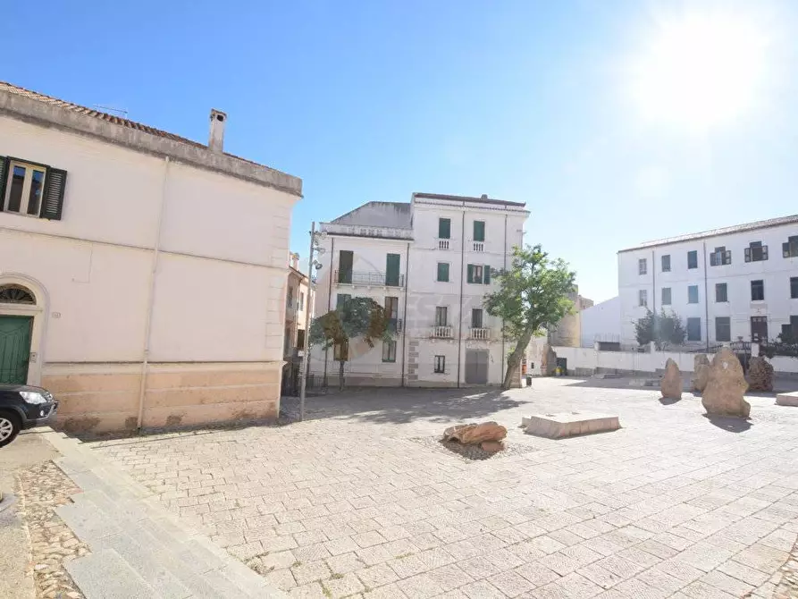 Immagine 39 di Ufficio in affitto  in VIA CAVOUR 9 a Nuoro