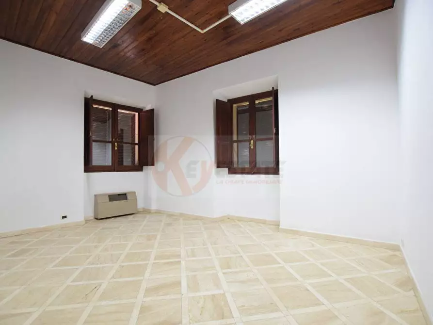Immagine 13 di Ufficio in affitto  in VIA CAVOUR 9 a Nuoro