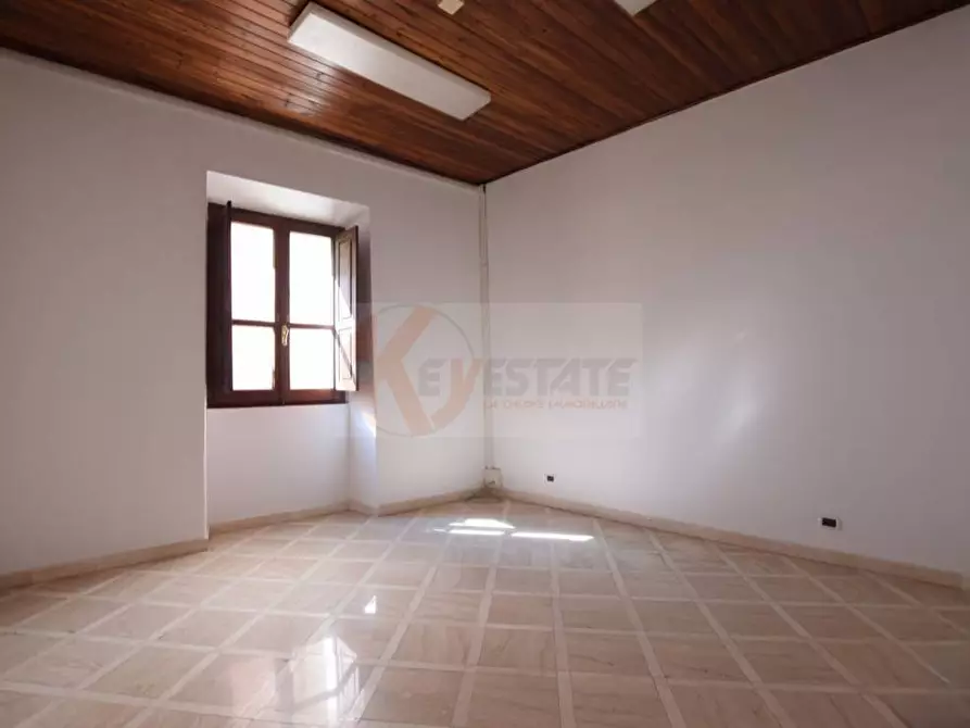 Immagine 11 di Ufficio in affitto  in VIA CAVOUR 9 a Nuoro