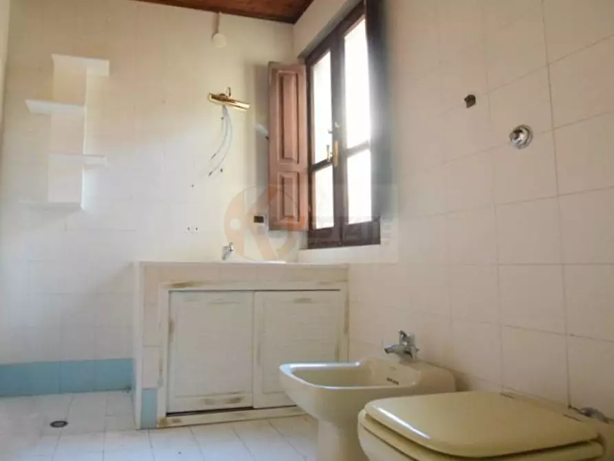 Immagine 22 di Ufficio in affitto  in VIA CAVOUR 9 a Nuoro