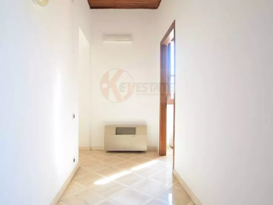 Immagine 19 di Ufficio in affitto  in VIA CAVOUR 9 a Nuoro