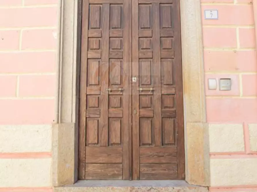 Immagine 10 di Locale commerciale in affitto  in via Camilo Benso Conte di Cavour 7 a Nuoro