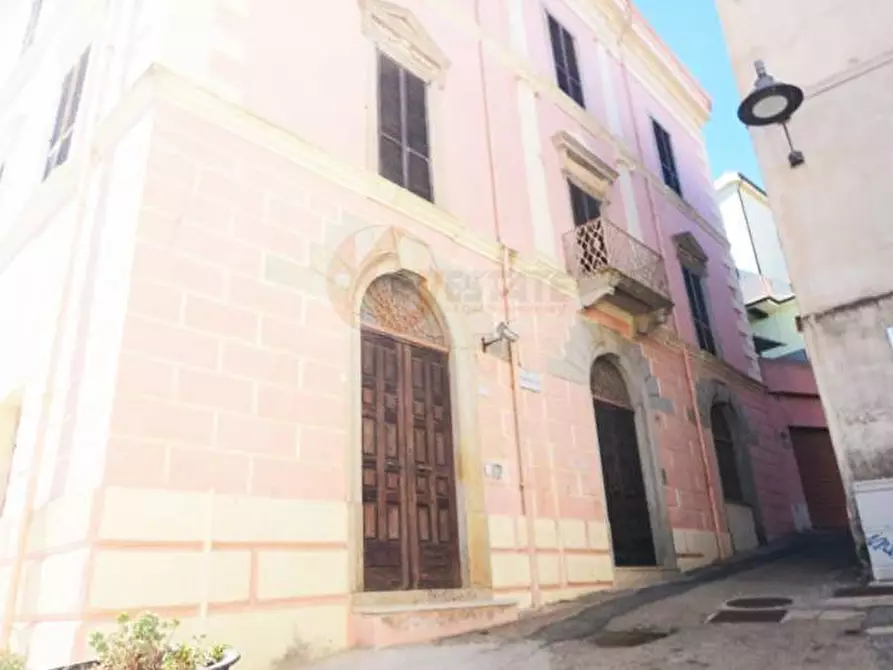 Immagine 16 di Locale commerciale in affitto  in via Camilo Benso Conte di Cavour 7 a Nuoro