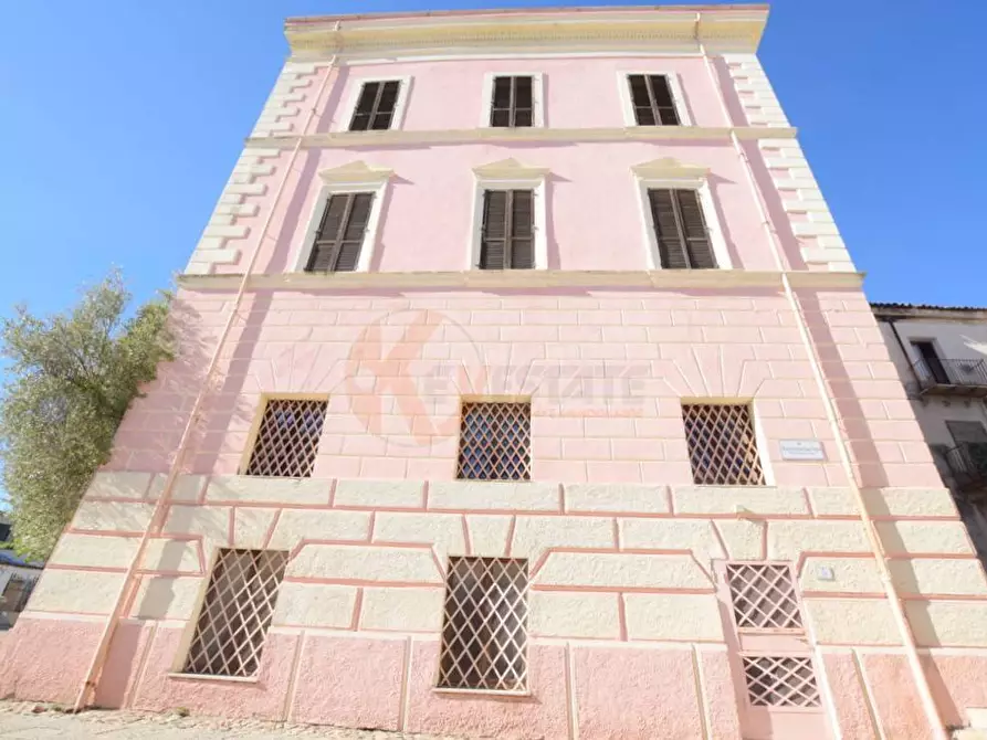 Immagine 21 di Locale commerciale in affitto  in via Camilo Benso Conte di Cavour 7 a Nuoro