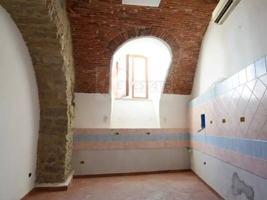 Immagine 9 di Locale commerciale in affitto  in piazza Satta 10 a Nuoro