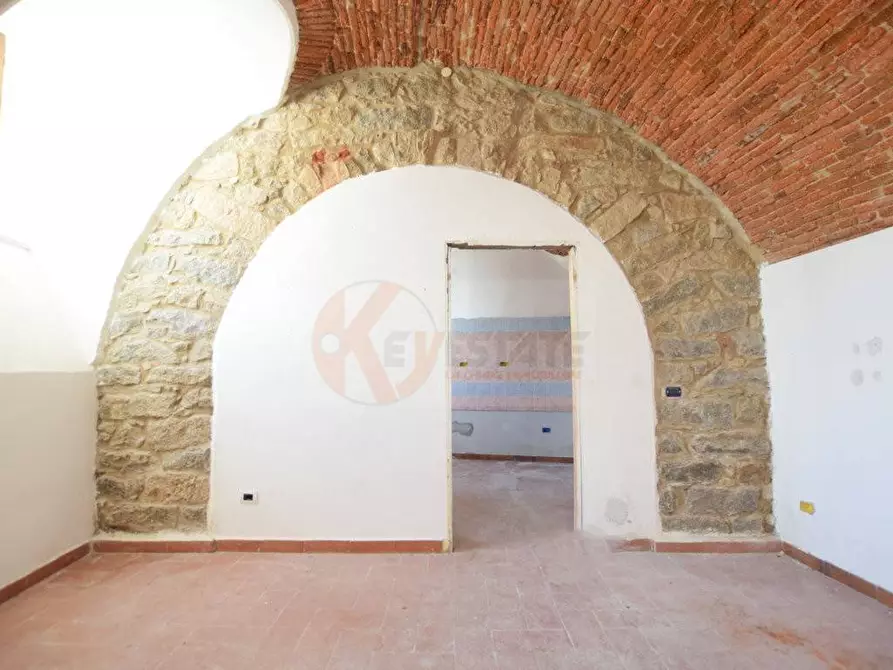 Immagine 7 di Locale commerciale in affitto  in piazza Satta 10 a Nuoro