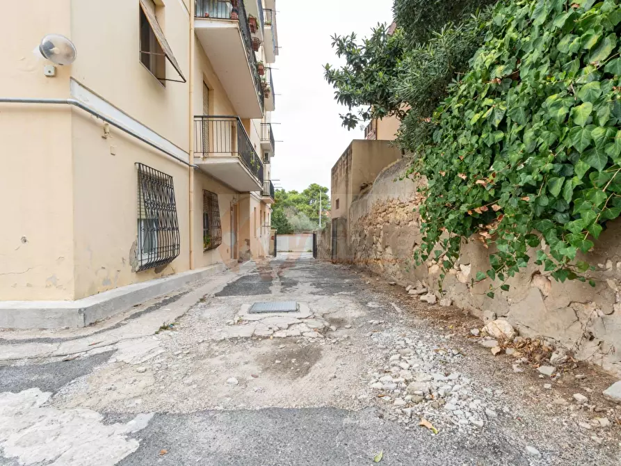 Immagine 13 di Box auto in vendita  in Via Pasubio 21 a Sassari