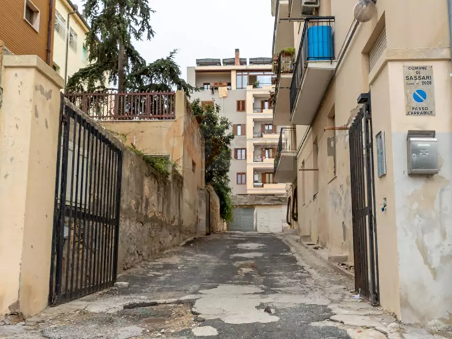 Immagine 16 di Box auto in vendita  in Via Pasubio 21 a Sassari