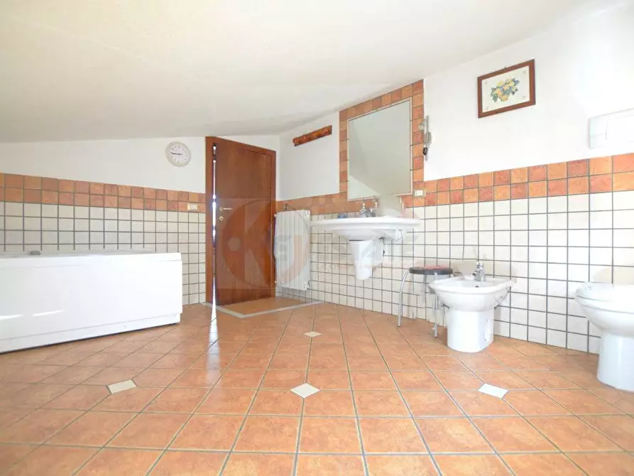 Immagine 46 di Attico in vendita  in VIA BALLERO 63 a Nuoro