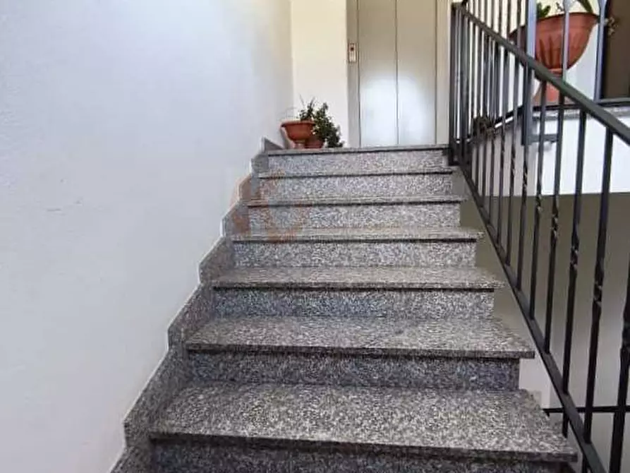 Immagine 50 di Attico in vendita  in VIA BALLERO 63 a Nuoro