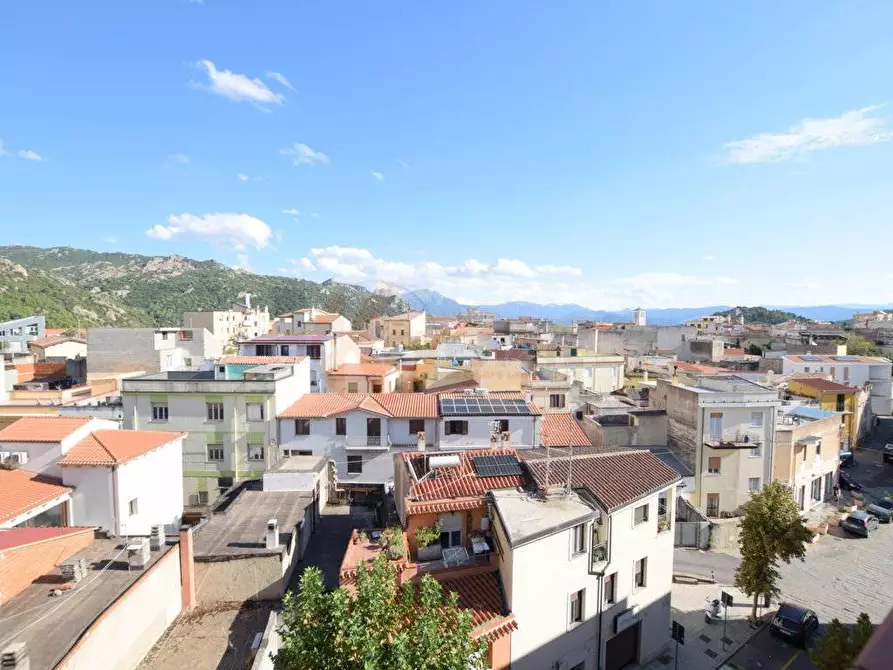 Immagine 42 di Attico in vendita  in VIA BALLERO 63 a Nuoro