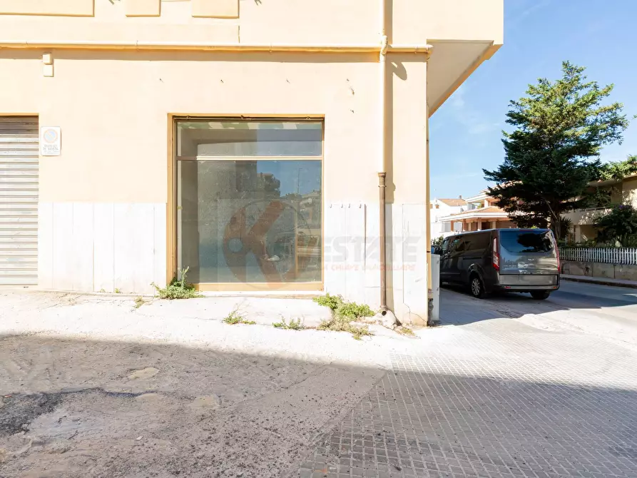 Immagine 15 di Attività commerciale in affitto  in VIA GORIZIA 55 a Sassari