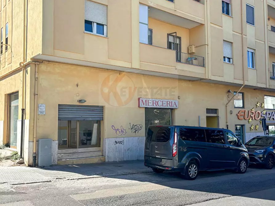 Immagine 19 di Attività commerciale in affitto  in VIA GORIZIA 55 a Sassari