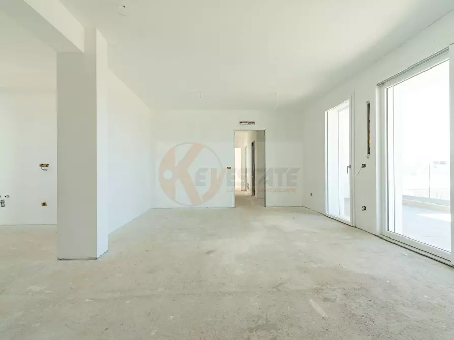 Immagine 9 di Attico in vendita  in via Carbia snc a Alghero