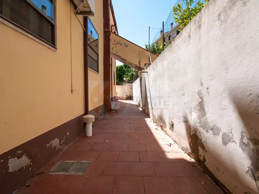 Immagine 10 di Cantina in vendita  in Via Mazzini 16 a Sassari