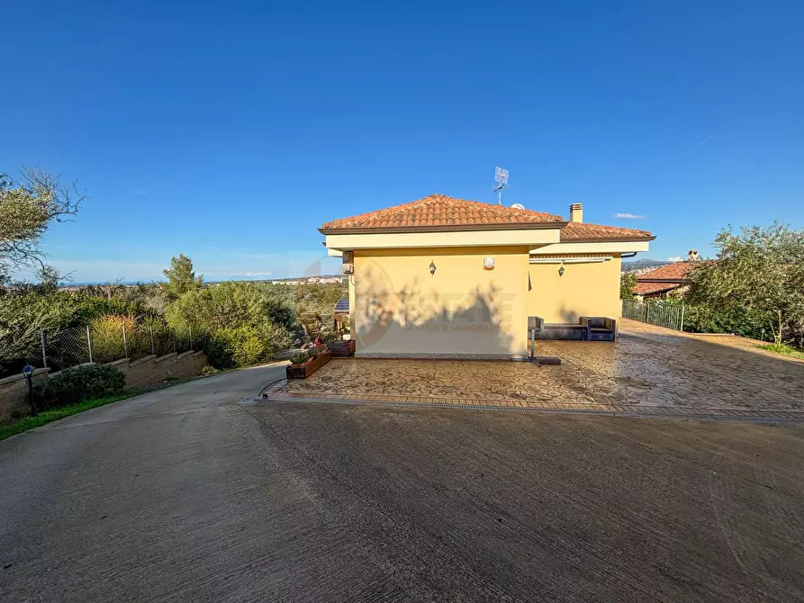 Immagine 4 di Villa in vendita  in Str. Vicinale Monte oro II traversa 13l a Sassari