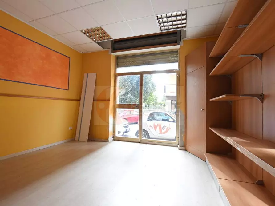 Immagine 5 di Locale commerciale in vendita  in via stanis manca a Sassari