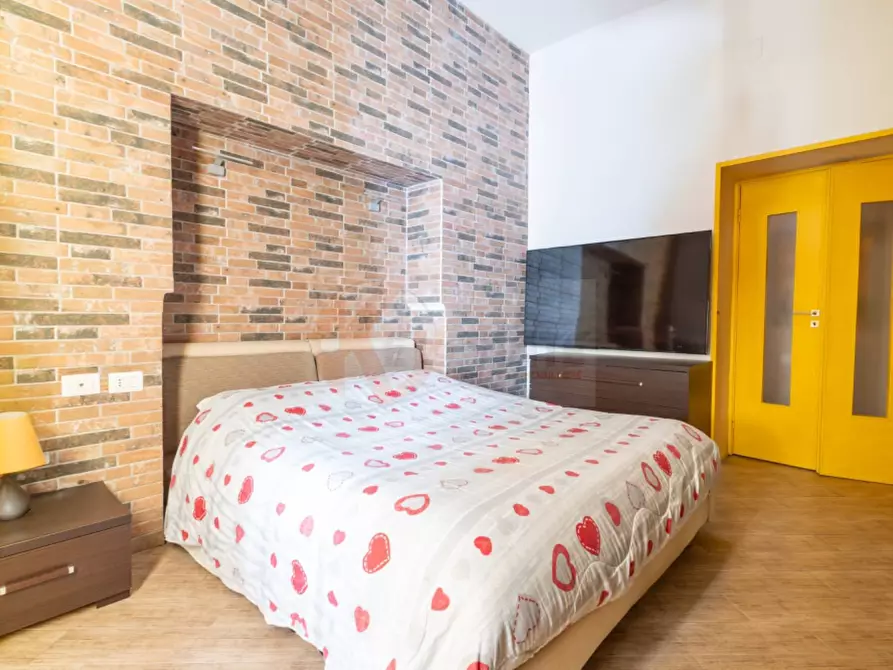 Immagine 19 di Appartamento in vendita  in via Monsignor Marongiu 17 a Sassari