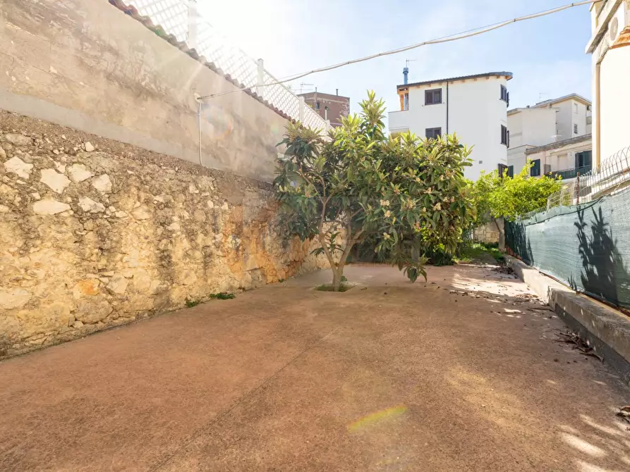 Immagine 40 di Appartamento in vendita  in via Monsignor Marongiu 17 a Sassari