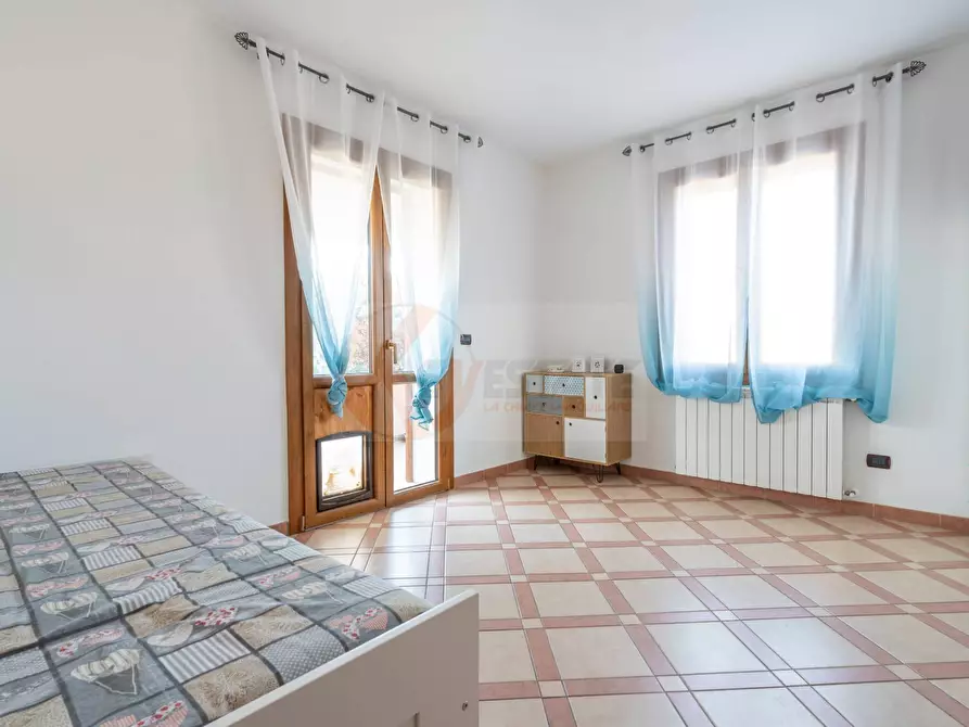 Immagine 15 di Villa in vendita  in Via Pischina De Sa Uda 9 a Banari