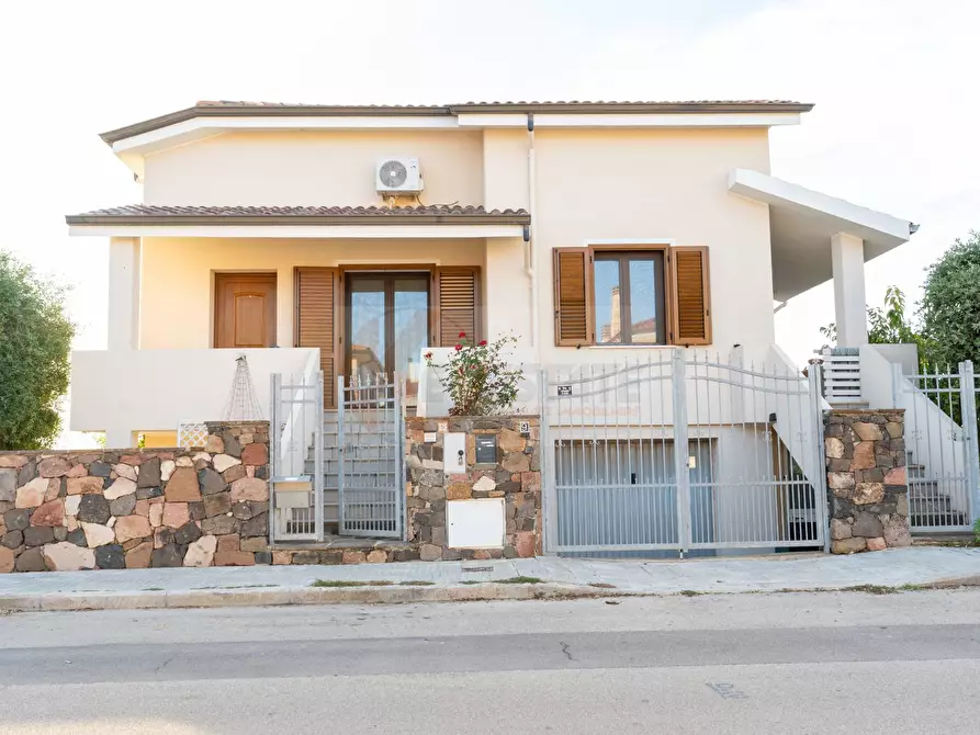 Immagine 66 di Villa in vendita  in Via Pischina De Sa Uda 9 a Banari