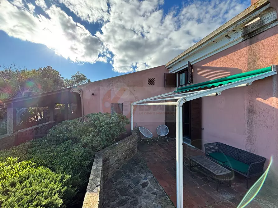 Immagine 25 di Villetta a schiera in vendita  in viale la pelosa 1a a Sassari