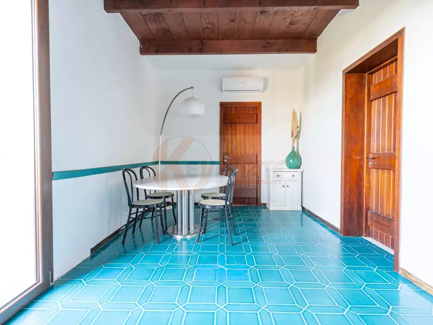 Immagine 5 di Villetta a schiera in vendita  in viale la pelosa 1a a Sassari