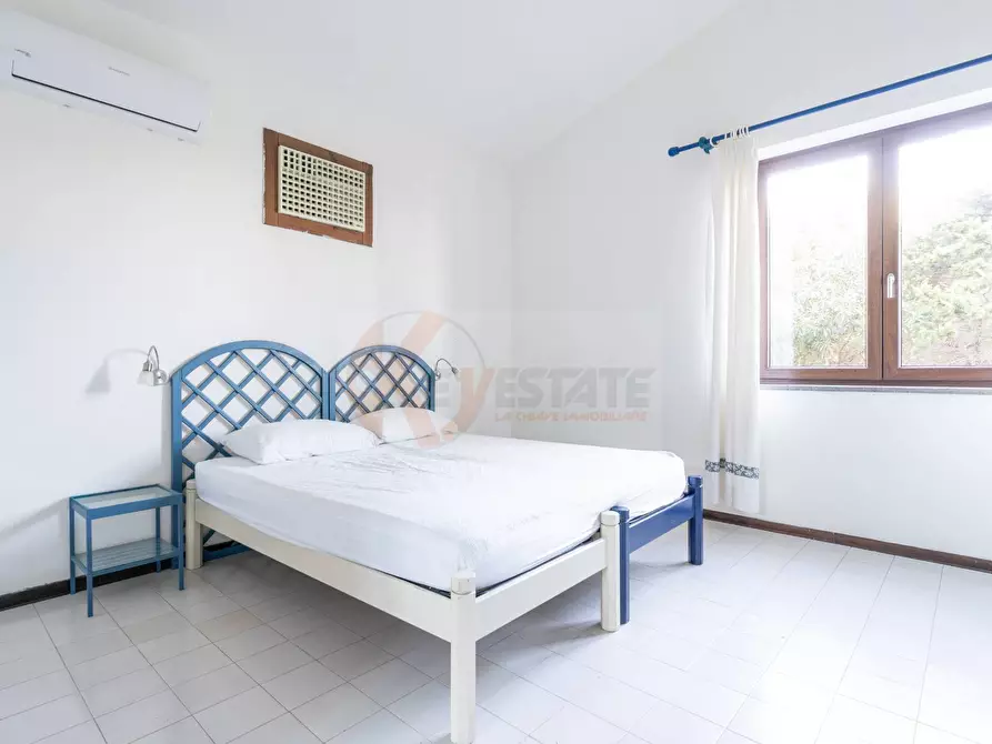 Immagine 9 di Villetta a schiera in vendita  in viale la pelosa 1a a Sassari