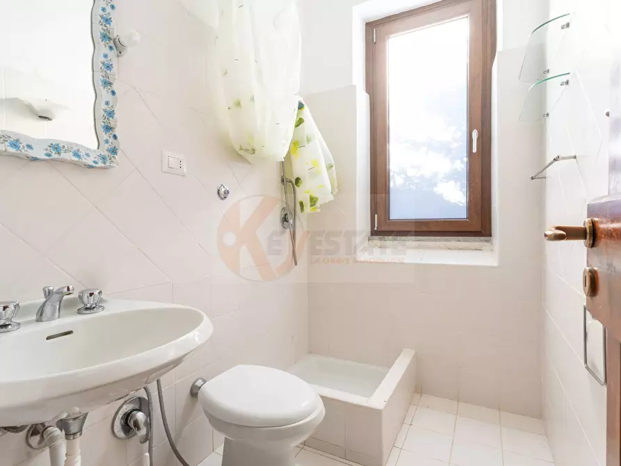 Immagine 20 di Villetta a schiera in vendita  in viale la pelosa 1a a Sassari