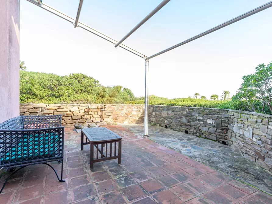 Immagine 24 di Villetta a schiera in vendita  in viale la pelosa 1a a Sassari