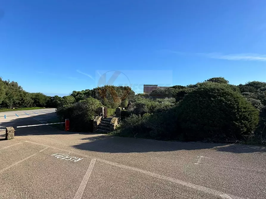 Immagine 27 di Villetta a schiera in vendita  in viale la pelosa 1a a Sassari