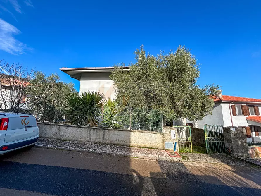 Immagine 37 di Villa in vendita  in via themelly 2 a Banari