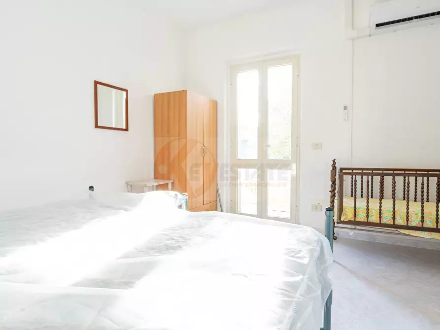 Immagine 13 di Villa in vendita  in via themelly 2 a Banari