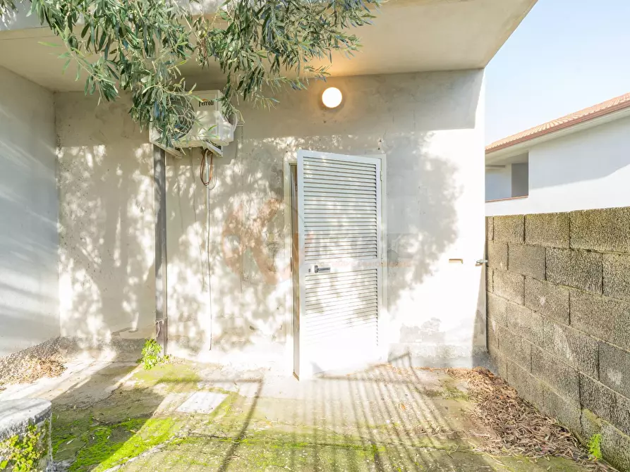 Immagine 31 di Villa in vendita  in via themelly 2 a Banari