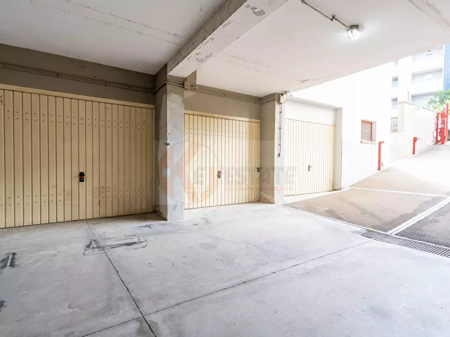 Immagine 40 di Attico in vendita  in VIA PERANTONI SATTA 10 a Sassari