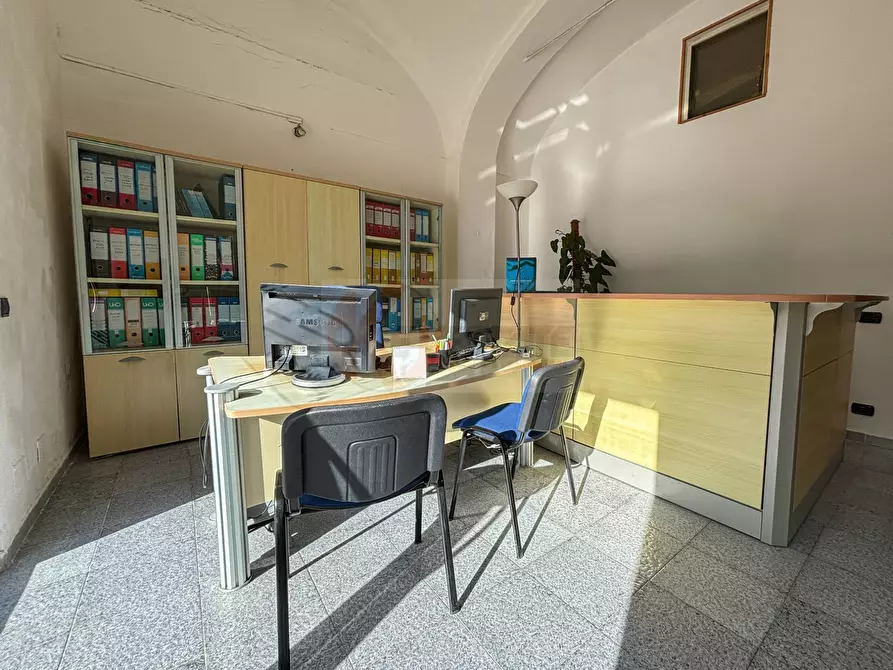 Immagine 3 di Locale commerciale in affitto  in viale Porto Torres 47 a Sassari