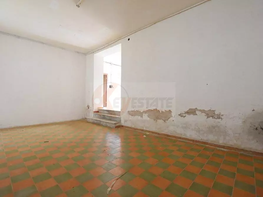 Immagine 3 di Locale commerciale in vendita  in via stanis manca a Sassari