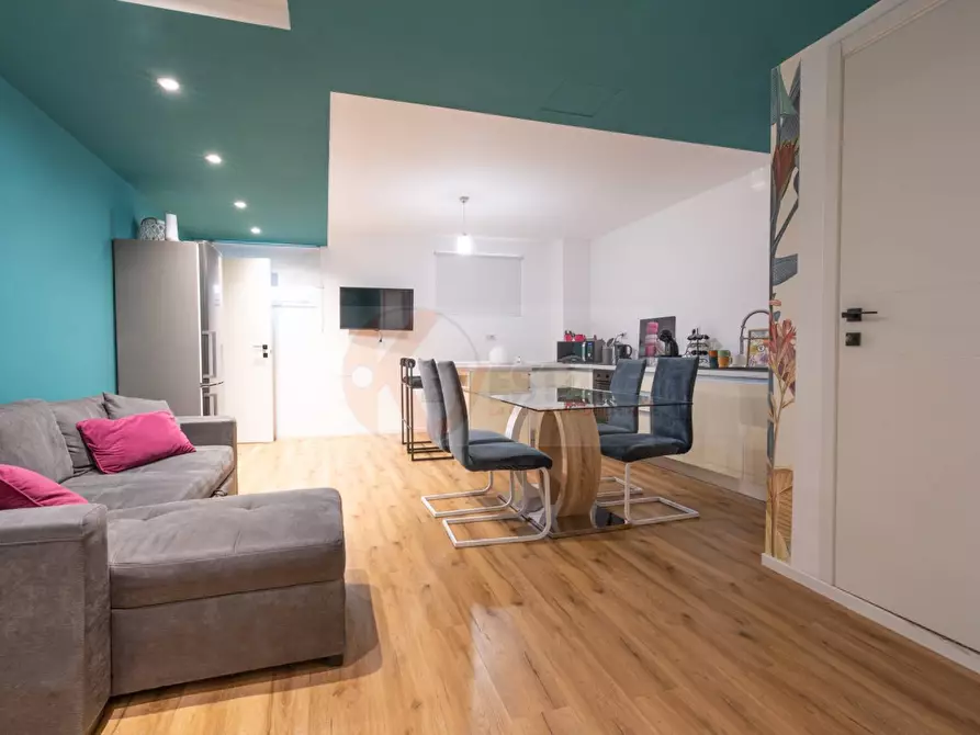 Immagine 20 di Appartamento in vendita  in Via Enzo 19 a Sassari