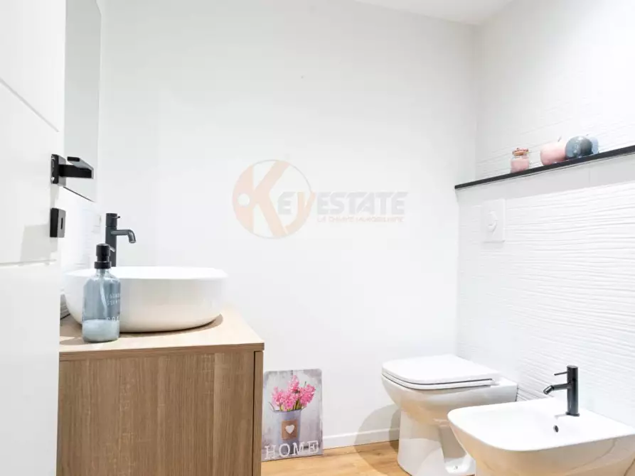 Immagine 32 di Appartamento in vendita  in Via Enzo 19 a Sassari