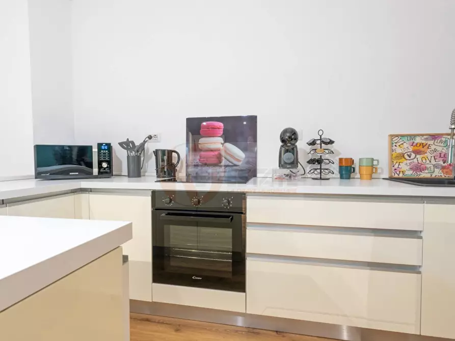 Immagine 8 di Appartamento in vendita  in Via Enzo 19 a Sassari