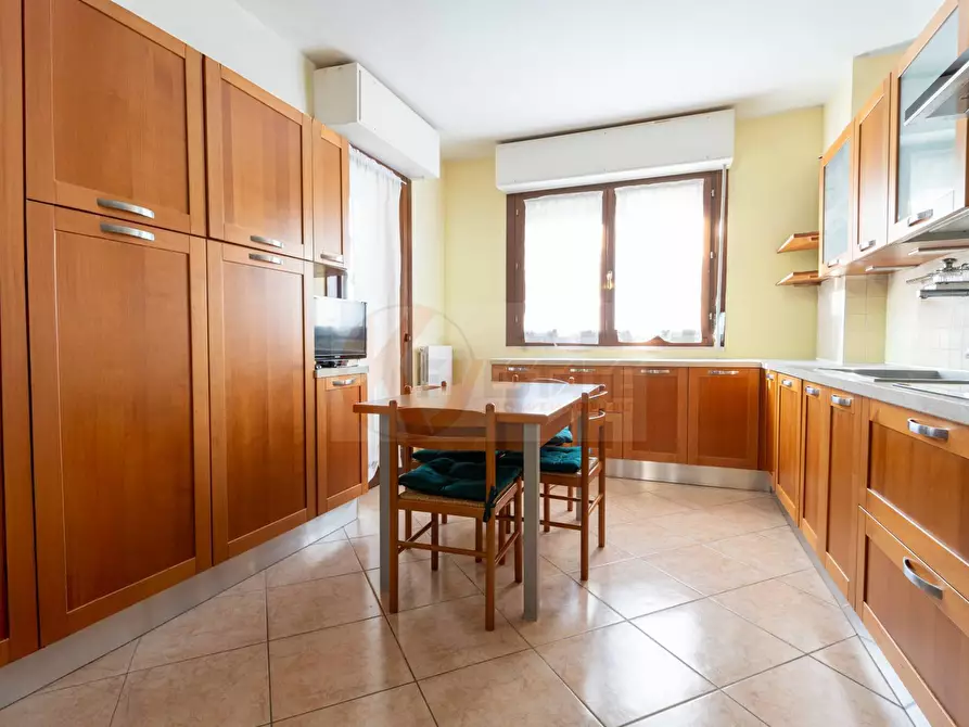 Immagine 4 di Appartamento in vendita  in via Padula 1 a Sassari