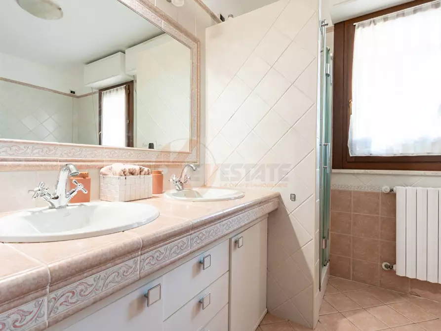 Immagine 23 di Appartamento in vendita  in via Padula 1 a Sassari